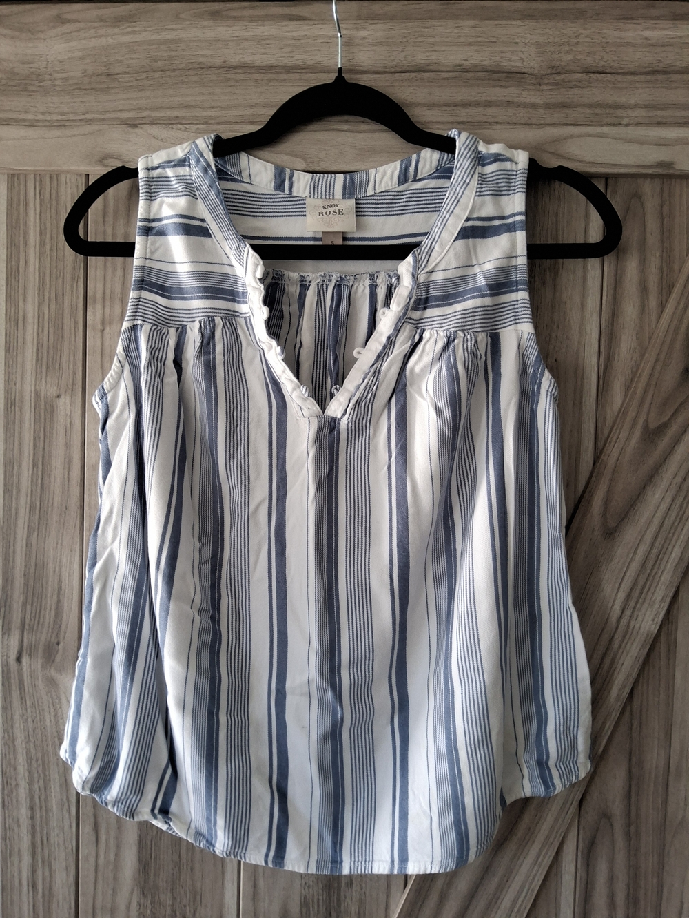 Knox Rose Blue and White Striped Sleeveless V-Neck Tank
